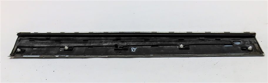 Thumbnail 6: 2014 AUDI SQ5 (B8 8R) FRONT RIGHT PASSENGER EXTERIOR LOWER DOOR MOULDING (WHITE)