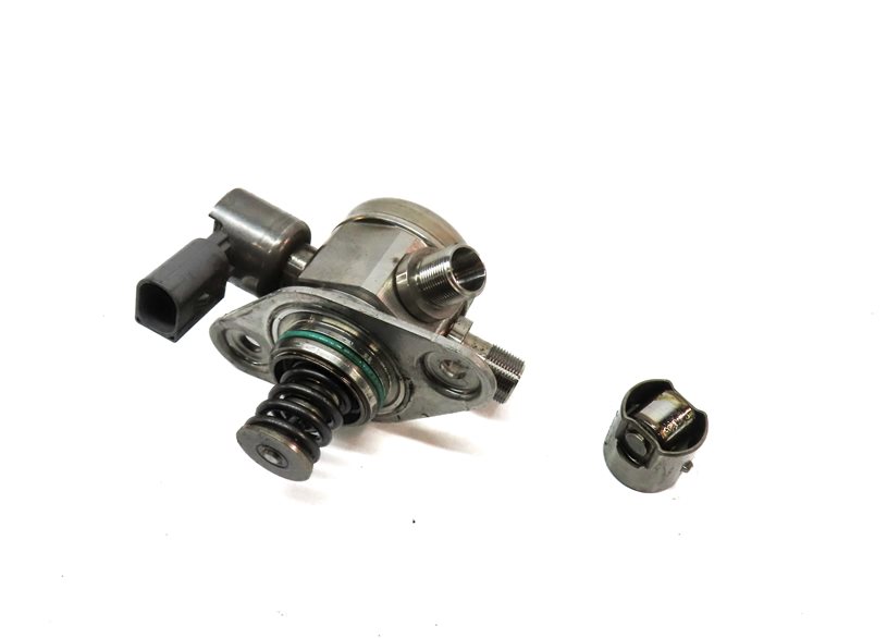 12-18 MERCEDES C E GLE GLK ML (W204 W207 W212 W166) M276 HIGH PRESSURE FUEL PUMP