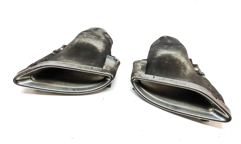 12-16 C E CLASS E300 E350 (W204 W212) REAR LEFT & RIGHT EXHAUST MUFFLER TIP SET