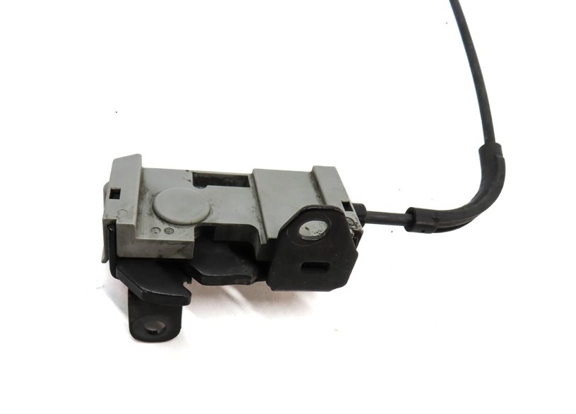 Thumbnail 5: 2016 MERCEDES E350 (W212) FRONT LEFT & RIGHT HOOD BONNET LID LATCH SET/2