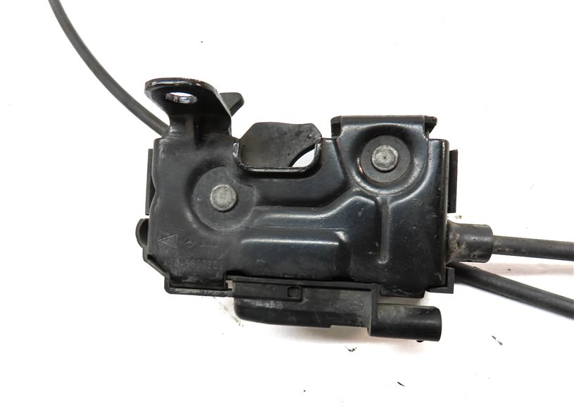 Thumbnail 8: 2016 MERCEDES E350 (W212) FRONT LEFT & RIGHT HOOD BONNET LID LATCH SET/2