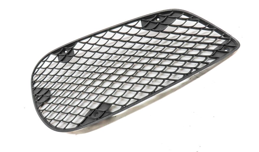 Thumbnail 3: 14-16 MERCEDES E-CLASS (W212) SEDAN FRONT LEFT DRIVER LOWER BUMPER GRILLE TRIM