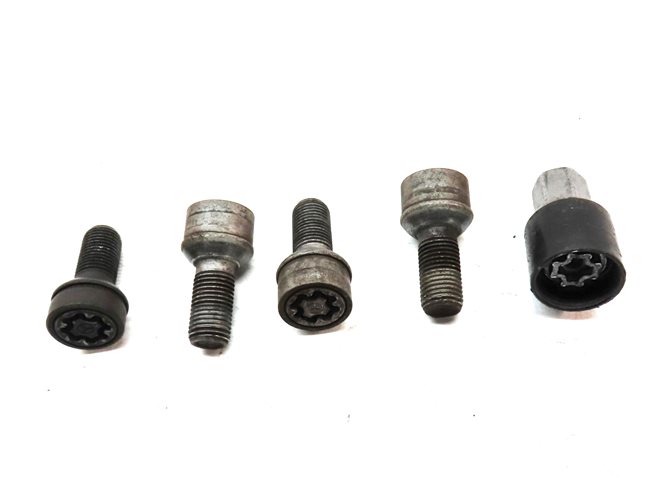 Thumbnail 2: 2016 MERCEDES E350 (W212) WHEEL LUG NUT LOCK SET/5 w/KEY