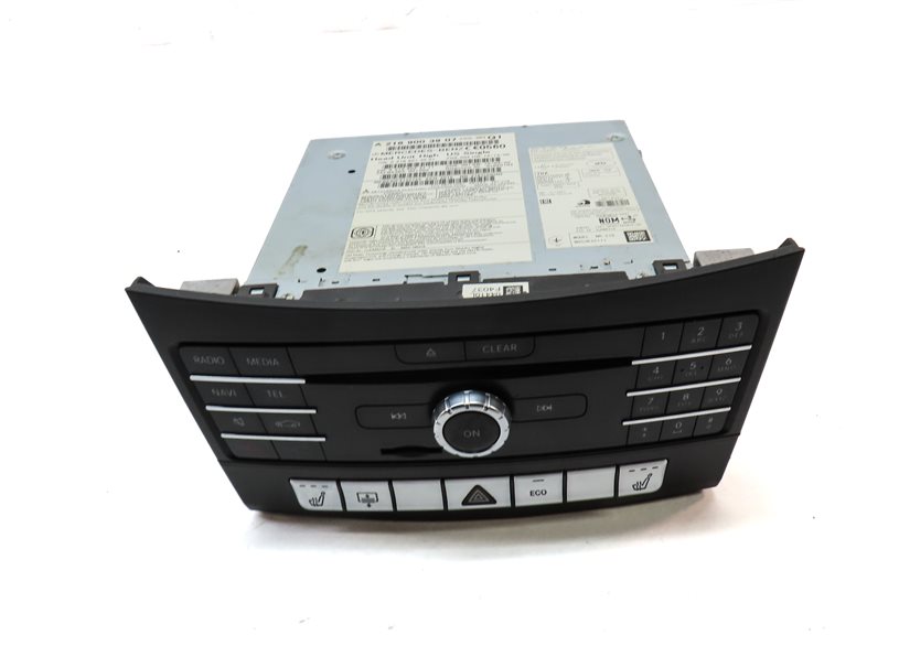 Thumbnail 2: MERCEDES 15-16 CLS 16 E CLASS (W212 C218) CD PLAYER NAVIGATION RADIO HEAD UNIT