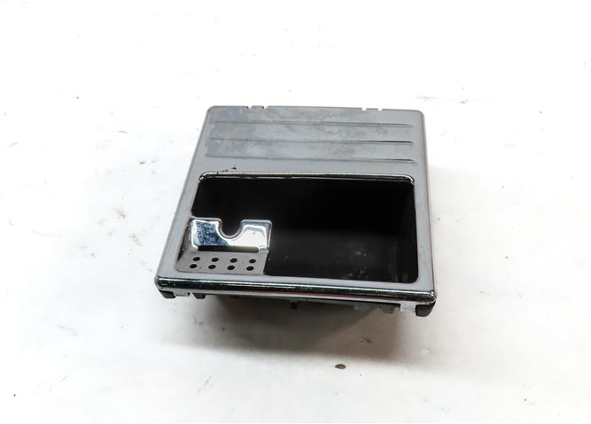 Thumbnail 4: 2016 MERCEDES E350 (W212) FRONT CENTER CONSOLE ASHTRAY ASH TRAY INSERT