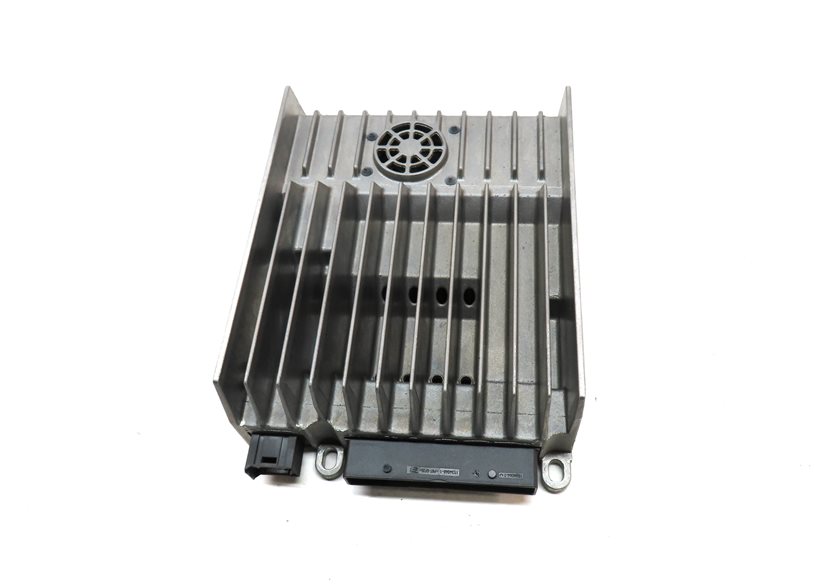 Thumbnail 2: 13-20 MERCEDES B CLA E GLA CLS (C117 C218 W117 W212 X156) STEREO AUDIO AMPLIFIER