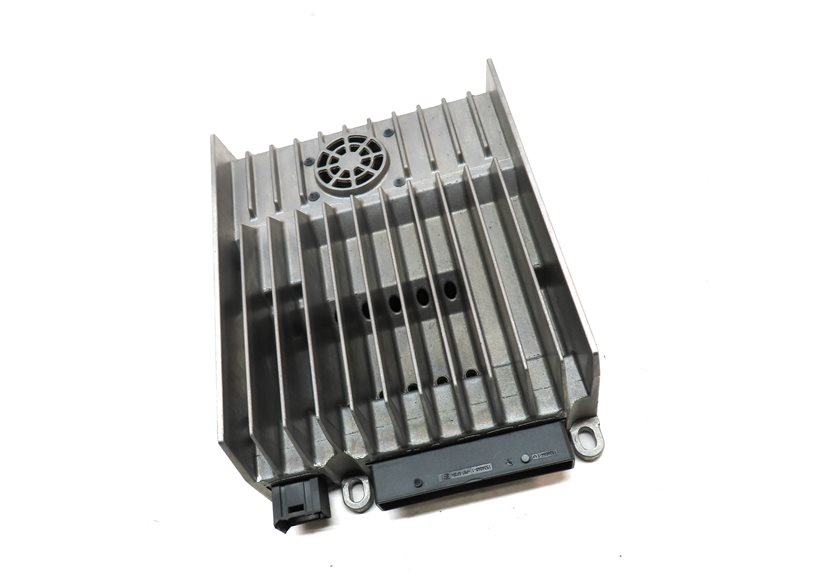 Thumbnail 3: 13-20 MERCEDES B CLA E GLA CLS (C117 C218 W117 W212 X156) STEREO AUDIO AMPLIFIER