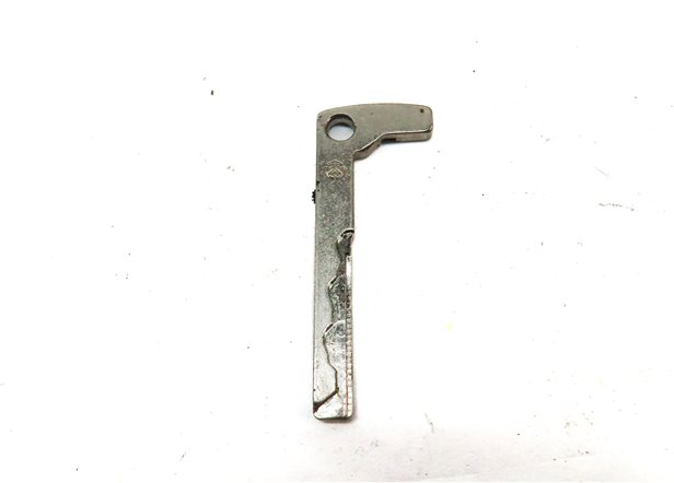 Thumbnail 8: 2016 MERCEDES E350 (W212) LEFT DRIVER DOOR & REAR TRUNK LOCK CYLINDER KEY SET/3