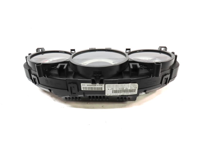 Thumbnail 5: 2016-2017 MERCEDES E350 E400 E550 (C207 W212) SPEEDOMETER GAUGE CLUSTER (230k)