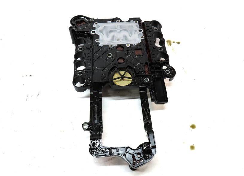 Thumbnail 6: 2015-2020 MERCEDES (W205 W212 W166 W222 X166) TRANSMISSION VALVE BODY CONDUCTOR