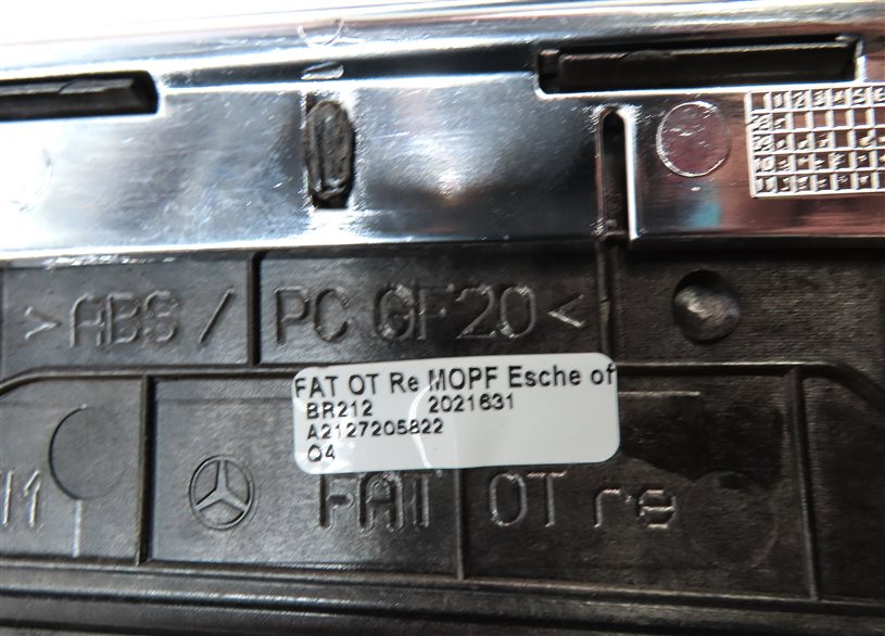 Thumbnail 23: 16 MERCEDES E350 (W212) INTERIOR DASH DOOR CENTER CONSOLE TRIM SET/8 (ASH WOOD)