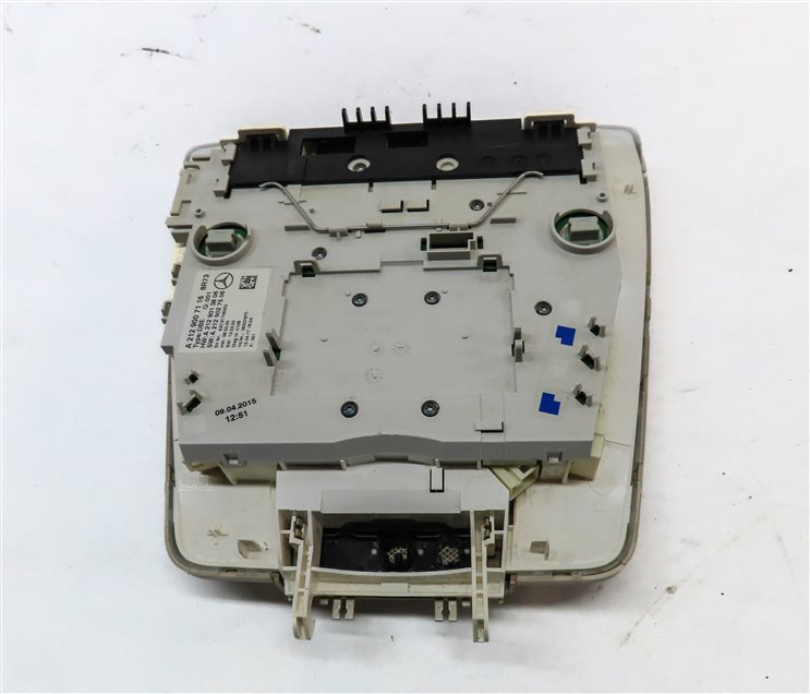Thumbnail 5: 2016 MERCEDES E350 (W212) FRONT OVERHEAD DOME LIGHT LAMP w/ SWITCHES (BEIGE)