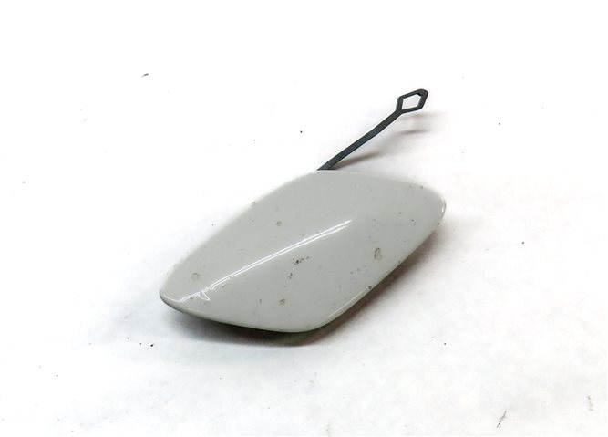 2016 MERCEDES E350 (W212) FRONT BUMPER TOWING TOW HOOK BOLT COVER TRIM (WHITE)