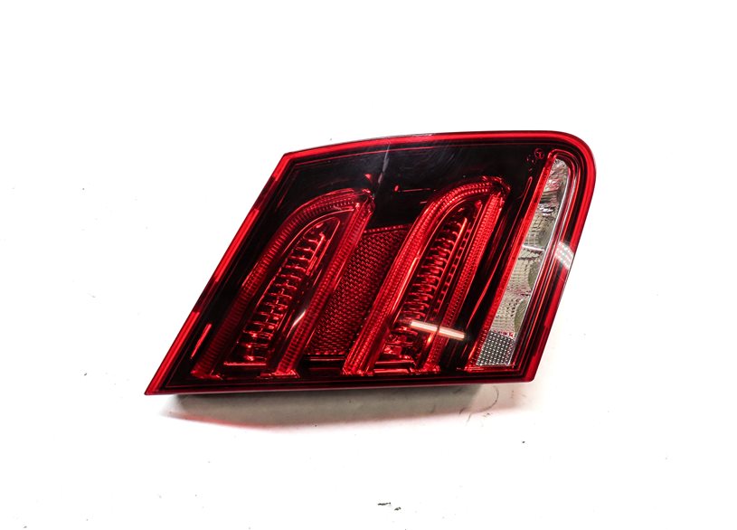 Thumbnail 3: 14-16 MERCEDES E-CLASS SEDAN W212 REAR LEFT INNER LED TAILLIGHT TAIL LIGHT LAMP