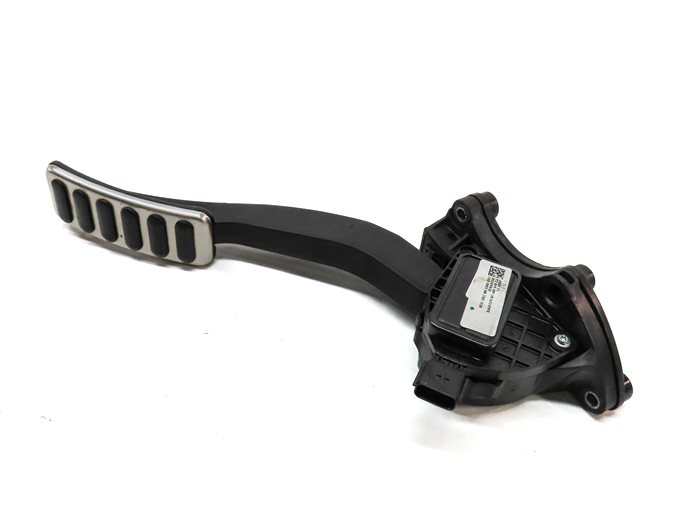 Thumbnail 1: 2016 LAND RANGE ROVER (L405) FRONT LEFT DRIVER ACCELERATOR GAS PEDAL ASSEMBLY