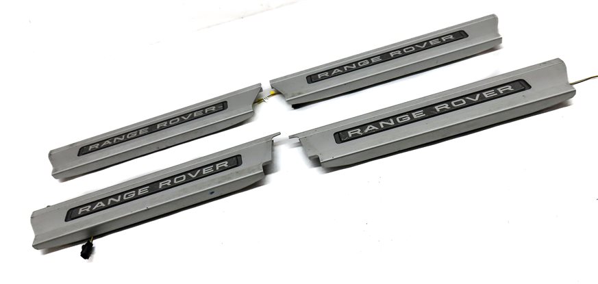 Thumbnail 3: 2016 LAND RANGE ROVER (L405) FRONT & REAR LIGHT DOOR SILL SCUFF PLATE SET/4