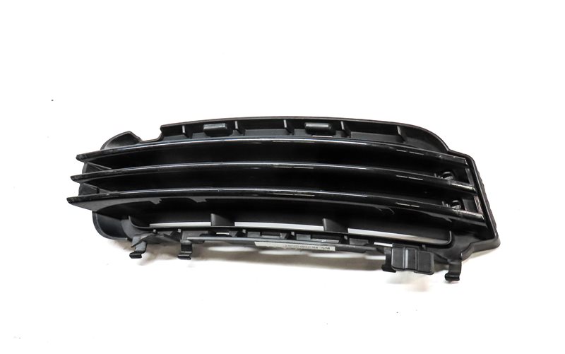 Thumbnail 2: 2016 LAND RANGE ROVER (L405) FRONT RIGHT PASSENGER LOWER BUMPER END GRILLE TRIM