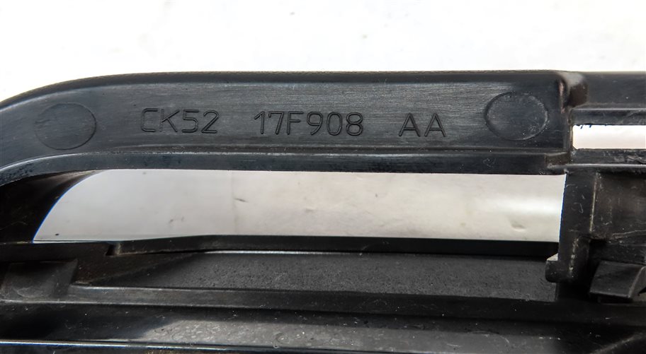 Thumbnail 6: 2016 LAND RANGE ROVER (L405) FRONT RIGHT PASSENGER LOWER BUMPER END GRILLE TRIM