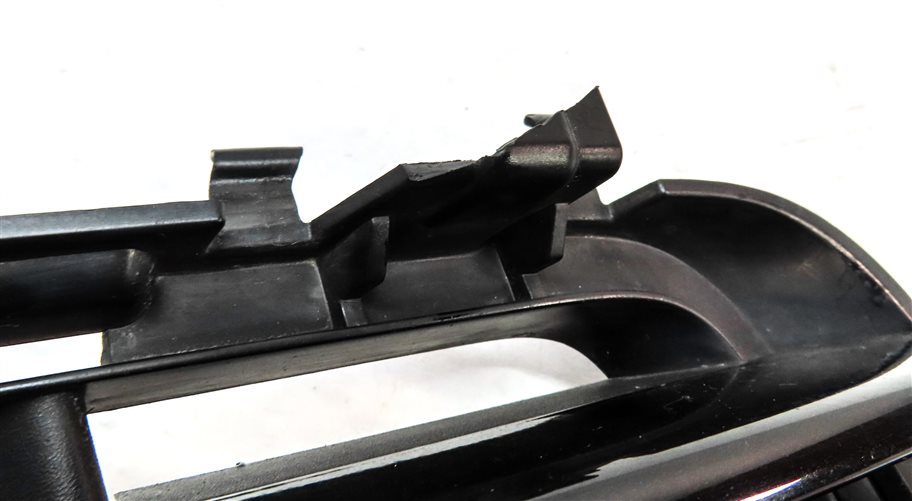 Thumbnail 7: 2016 LAND RANGE ROVER (L405) FRONT RIGHT PASSENGER LOWER BUMPER END GRILLE TRIM