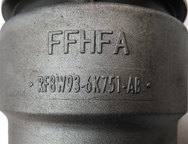 Thumbnail 7: 2016 LAND RANGE ROVER (L405) 5.0L SUPER ENGINE MOTOR OIL FILTER HOUSING