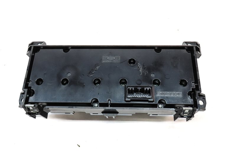 Thumbnail 6: 2016 LAND RANGE ROVER (L405) REAR HEAT AIR AC HVAC CLIMATE CONTROL PANEL