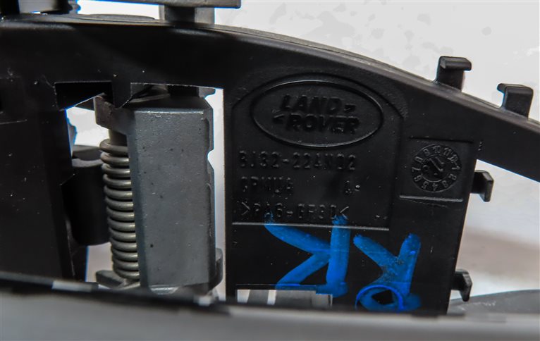 Thumbnail 6: 12-17 RANGE ROVER EVOQUE L494 L405 L538 REAR RIGHT PASSIVE DOOR HANDLE (BLACK)