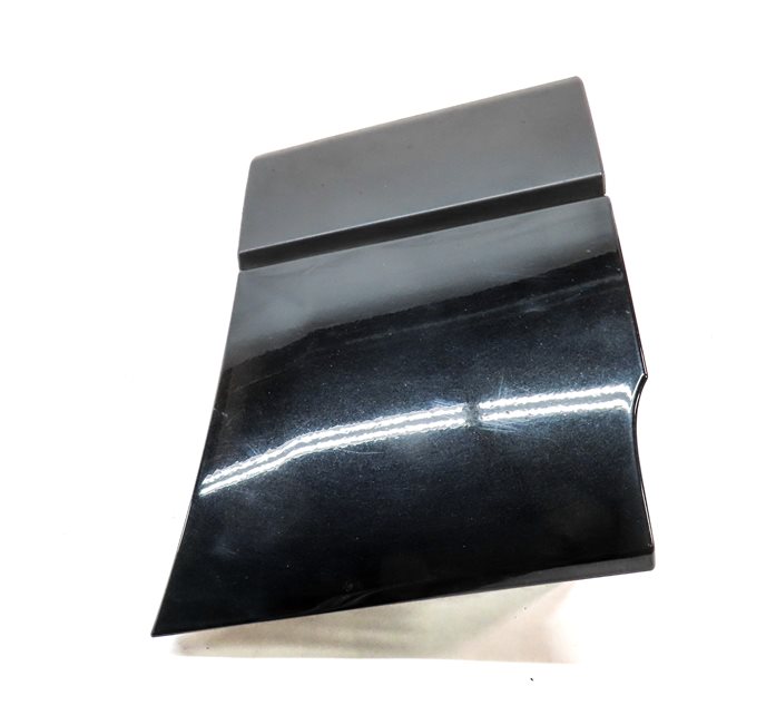 Thumbnail 2: 16 RANGE ROVER L405 FRONT RIGHT PASSENGER LOWER FENDER TRIM MOULDING(BLACK)