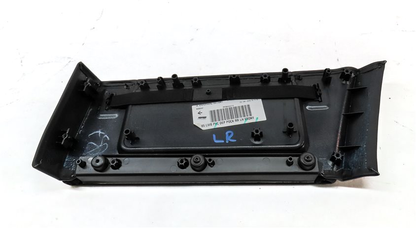 Thumbnail 5: 2016 LAND RANGE ROVER (L405) REAR LEFT DOOR STORAGE POCKET (BLACK)