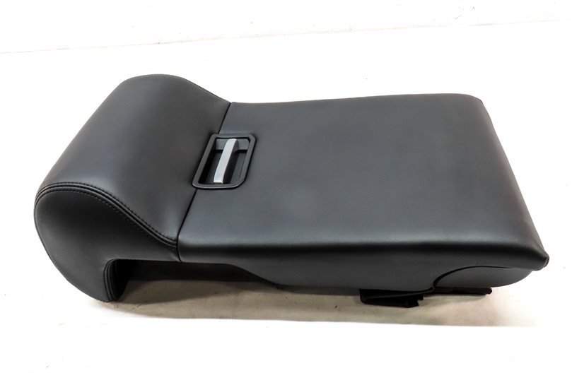 Thumbnail 4: 16 LAND RANGE ROVER L405 REAR CENTER SEAT BACK ARMREST CONSOLE CUPHOLDER(BLACK)