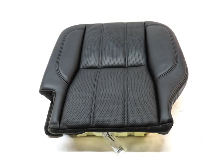Thumbnail 4: 2016 LAND RANGE ROVER (L405) REAR RIGHT LOWER COMFORT HEAT VENT CUSHION (BLACK)