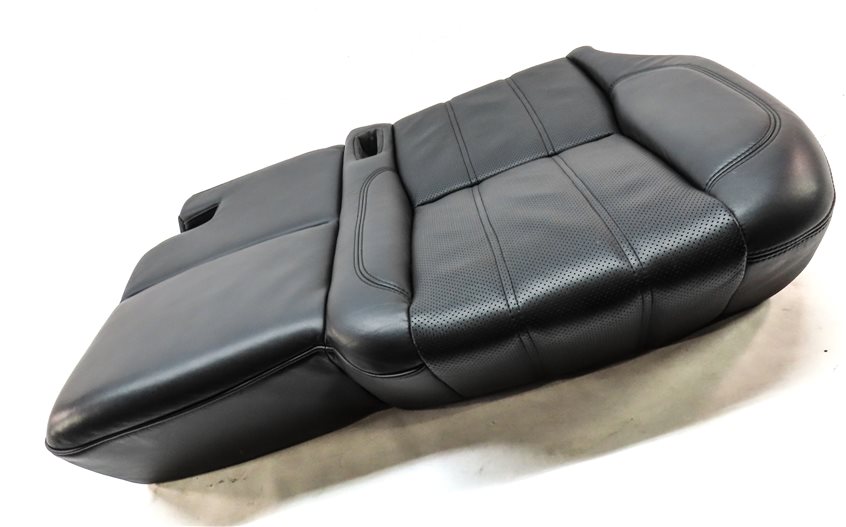 Thumbnail 3: 16 RANGE ROVER (L405) REAR LEFT/CENTER LOWER COMFORT HEAT VENT CUSHION (BLACK)