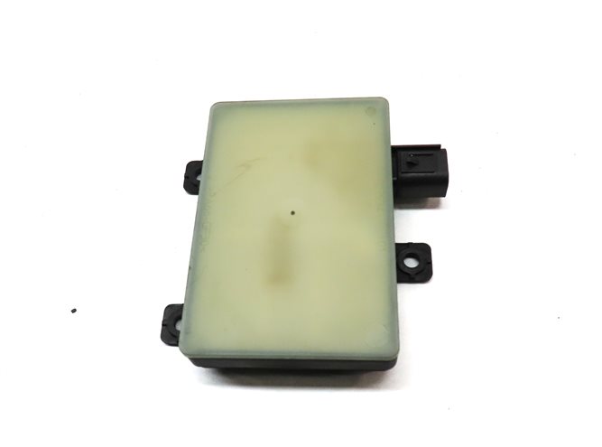 Thumbnail 5: 2016 LAND RANGE ROVER (L405) REAR LEFT BLIND SPOT ASSIST RADAR SENSOR MODULE