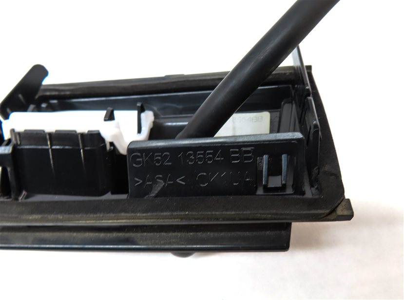 Thumbnail 6: 16 LAND RANGE ROVER L405 REAR TRUNK HATCH HANDLE RELEASE BUTTON REARVIEW CAMERA