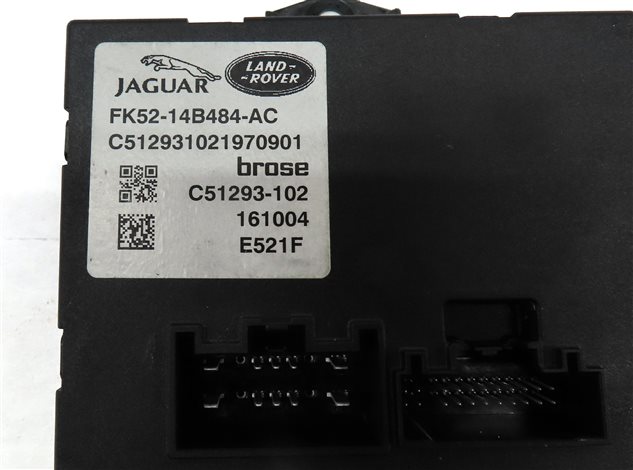 Thumbnail 4: 2015-2022 LAND RANGE ROVER L405 REAR LOWER TRUNK LIFTGATE CONTROL MODULE