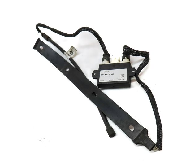 Thumbnail 3: 2016 LAND RANGE ROVER (L405) REAR RIGHT TRUNK HATCH SMART OPENER MODULE ANTENNA