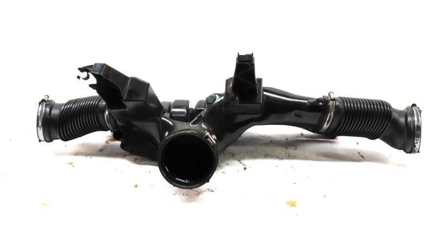 Thumbnail 6: 2016 LAND RANGE ROVER (L405) 5.0L SUPER ENGINE AIR INTAKE RESONATOR TUBE HOSE
