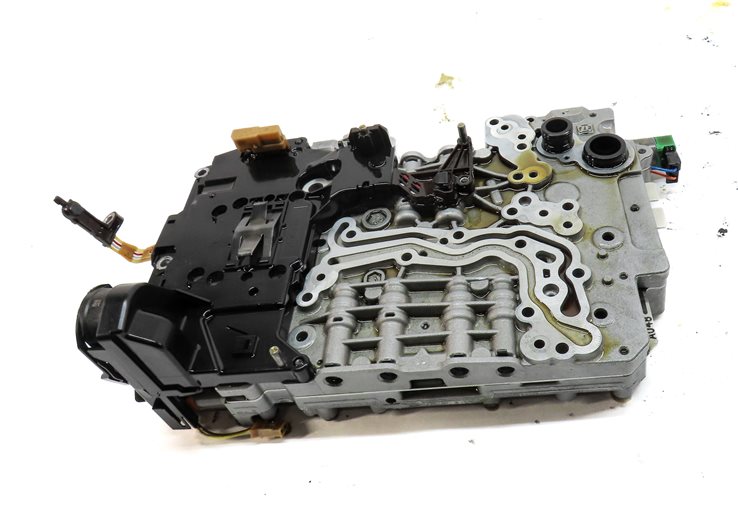 Thumbnail 2: 2013-2016 RANGE ROVER SPORT (L494) SUPERCHARGED - VALVE BODY (AUTO START STOP)