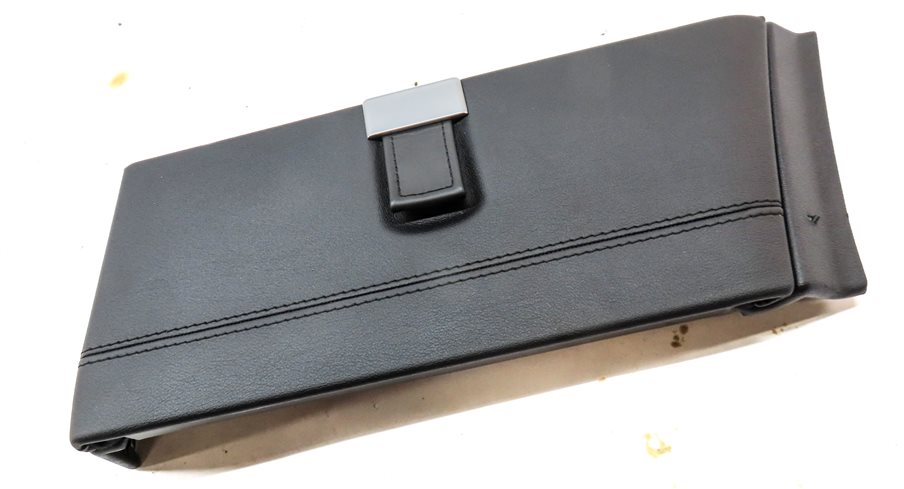 Thumbnail 3: 2016 LAND RANGE ROVER (L405) REAR RIGHT DOOR STORAGE POCKET (BLACK)
