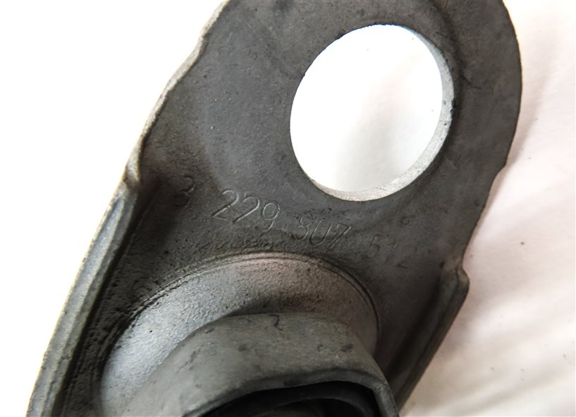 Thumbnail 9: 2008 LAND RANGE ROVER (L322) FRONT HOOD BONNET LID SAFETY HOOK CATCH LATCH SET/3