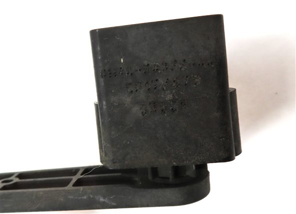 Thumbnail 5: 2008 LAND RANGE ROVER L322 REAR RIGHT PASSENGER SUSPSENSION HEIGHT LEVEL SENSOR