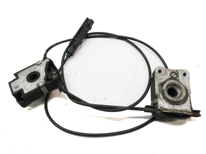 Thumbnail 2: 2008 LAND RANGE ROVER (L322) FRONT LEFT & RIGHT HOOD BONNET LID LATCH SET/2