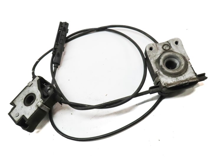 Thumbnail 3: 2008 LAND RANGE ROVER (L322) FRONT LEFT & RIGHT HOOD BONNET LID LATCH SET/2