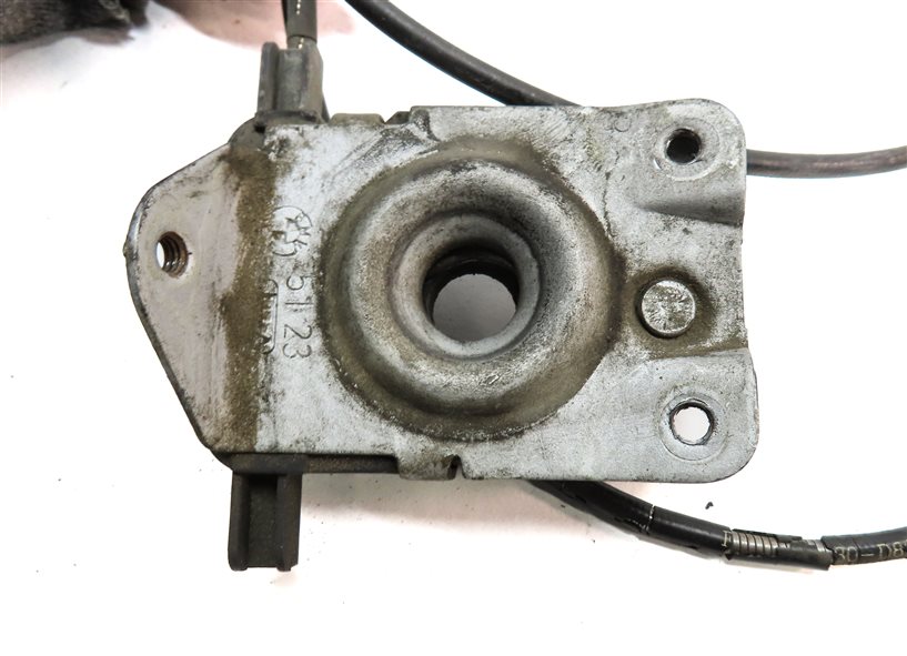 Thumbnail 6: 2008 LAND RANGE ROVER (L322) FRONT LEFT & RIGHT HOOD BONNET LID LATCH SET/2