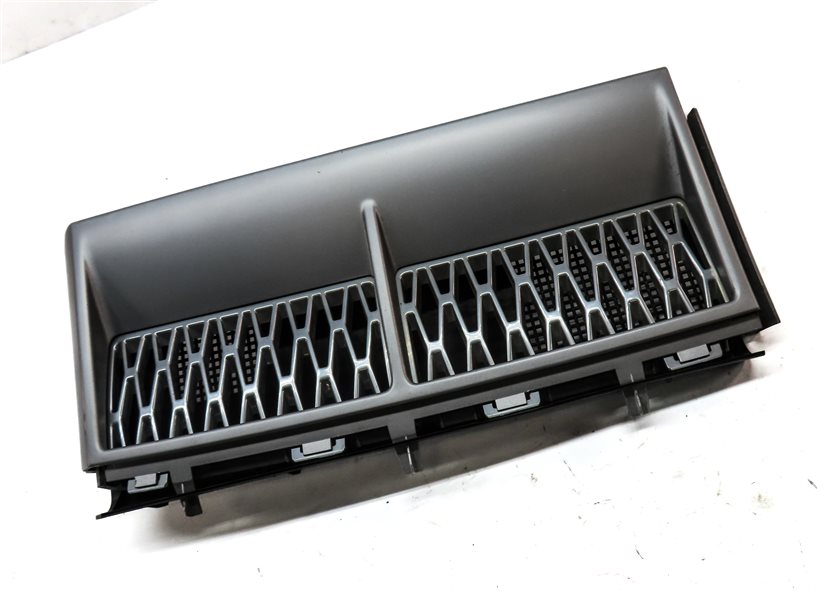 Thumbnail 3: 2008 LAND RANGE ROVER (L322) FRONT LEFT DRIVER FENDER AIR VENT GRILLE TRIM