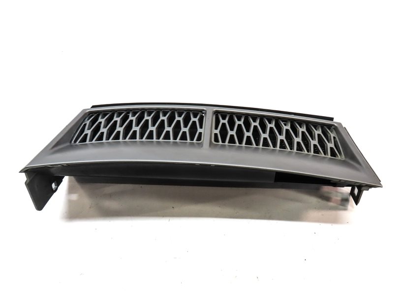 Thumbnail 4: 2008 LAND RANGE ROVER (L322) FRONT RIGHT PASSENGER FENDER AIR VENT GRILLE TRIM