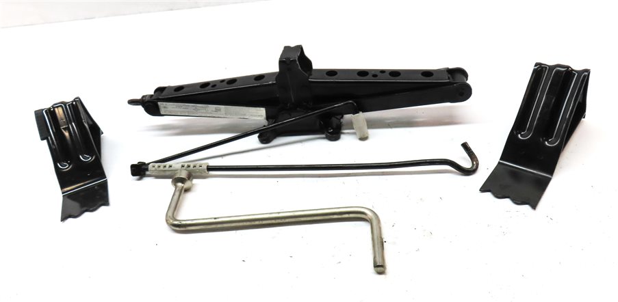 Thumbnail 2: 2008 LAND RANGE ROVER (L322) EMERGENCY ROADSIDE CAR LIFT JACK ASSEMBLY SET/5
