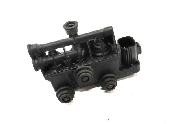 Thumbnail 3: 2008 LAND RANGE ROVER (L322) AIR RIDE SUSPENSION TRANSFER VALVE CONTROL BLOCK
