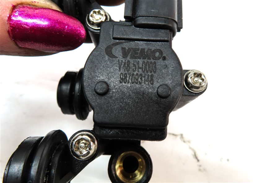 Thumbnail 6: 2008 LAND RANGE ROVER (L322) AIR RIDE SUSPENSION TRANSFER VALVE CONTROL BLOCK