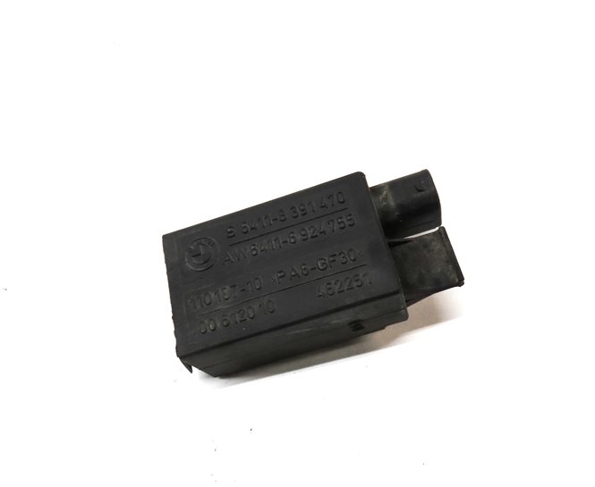 Thumbnail 3: 2008 LAND RANGE ROVER (L322) AUX AUXILIARY RADIATOR COOLING FAN SENSOR MODULE