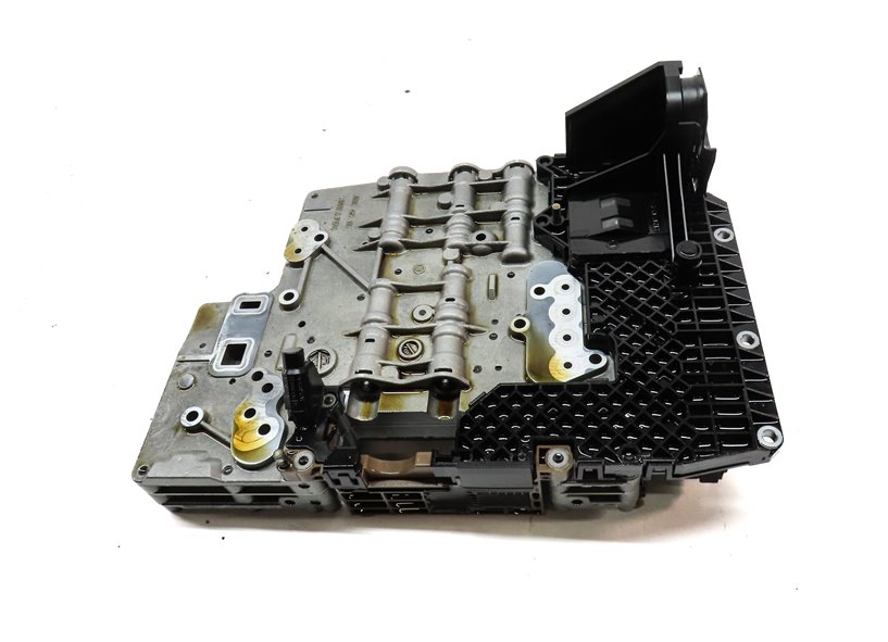 Thumbnail 2: 2006-2009 RANGE ROVER SPORT (L320 L322) 4.2L 6HP-26 A/T TRANSMISSION VALVE BODY